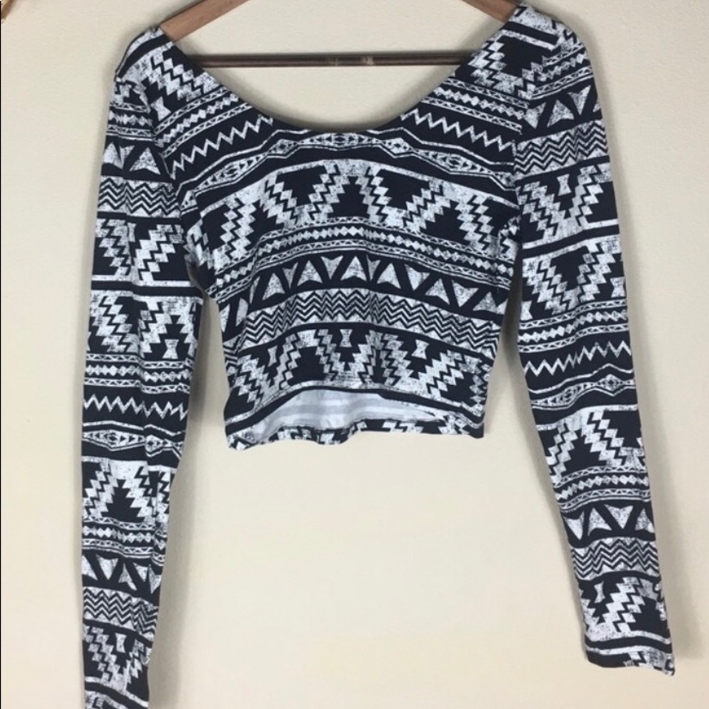 Aztec print crop top size large